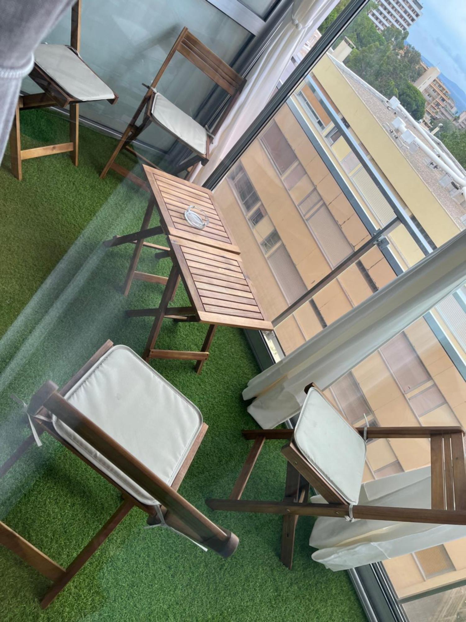 Joli Apartemo O Centro Le Lavandou Luaran gambar
